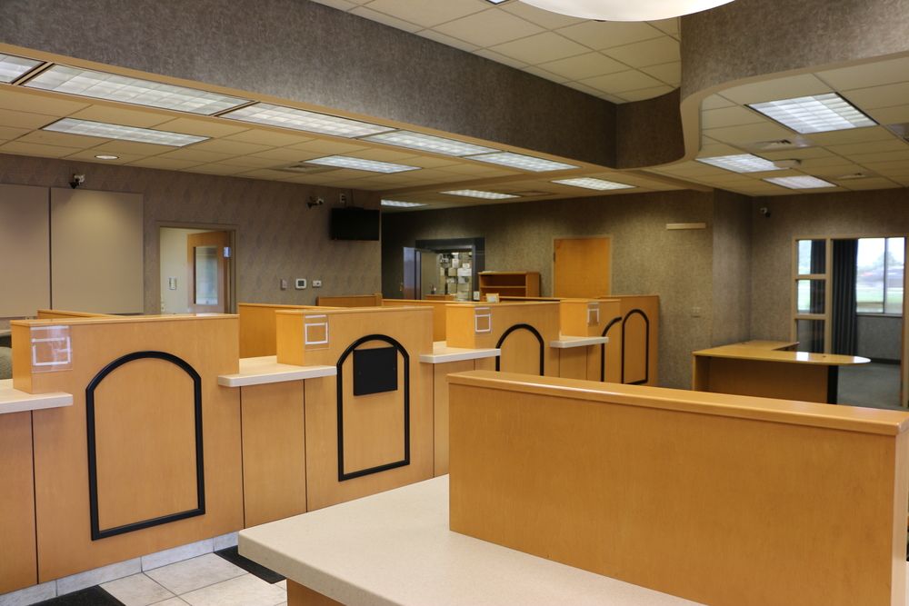 Former Bank Branch Office: 3012 W Parrish Ave, Owensboro, KY 42301